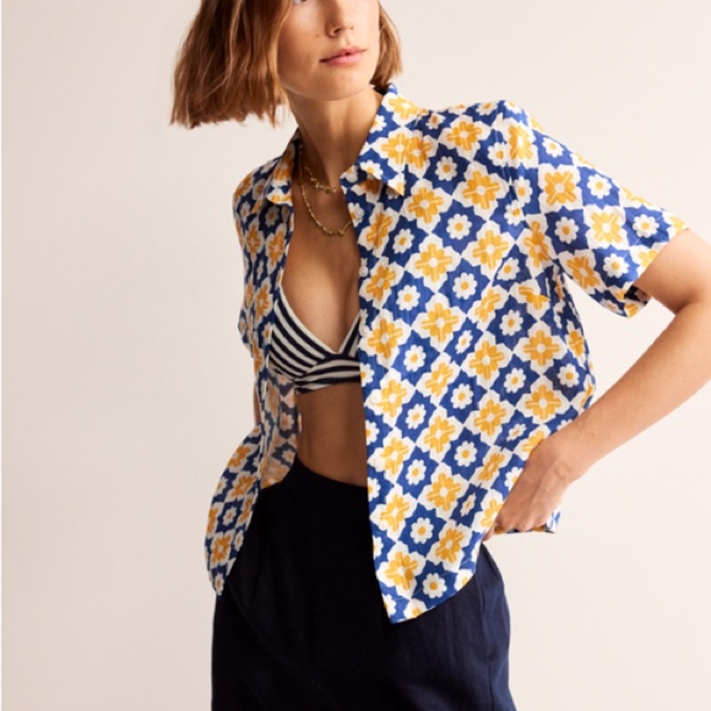 Boden Blue & Yellow Floral Tile Short-Sleeve Button-Down